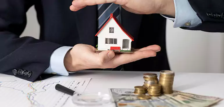 Who Do We Buy Houses From in Dayton, OH?